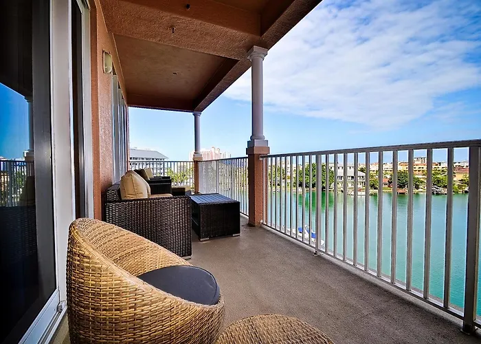 Apartment Harborview Grande 503